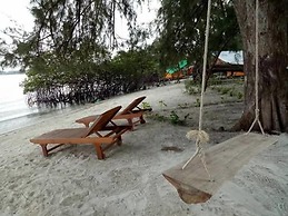 Koh Rong Love Resort - Hostel