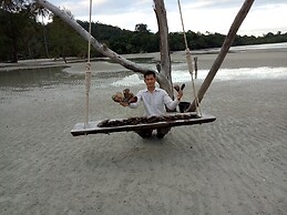 Koh Rong Love Resort - Hostel