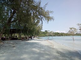 Koh Rong Love Resort - Hostel