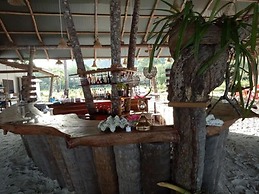Koh Rong Love Resort - Hostel
