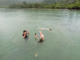 Koh Rong Love Resort - Hostel