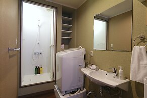 Guest House Liz Nakazaki-cho