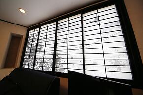 Guest House Liz Nakazaki-cho