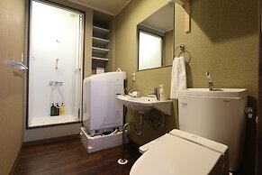 Guest House Liz Nakazaki-cho