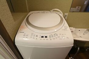 Guest House Liz Nakazaki-cho