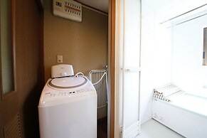 Guest House Liz Nakazaki-cho