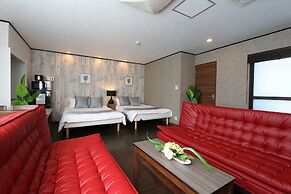 Guest House Liz Nakazaki-cho