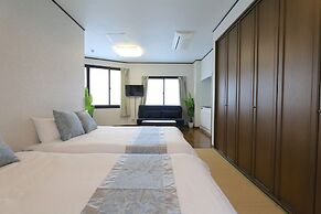 Guest House Liz Nakazaki-cho