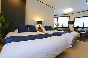 Guest House Liz Nakazaki-cho