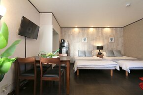 Guest House Liz Nakazaki-cho