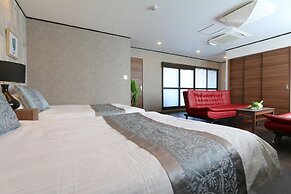 Guest House Liz Nakazaki-cho