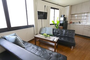 Guest House Liz Nakazaki-cho