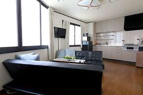 Guest House Liz Nakazaki-cho