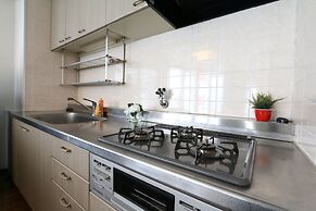 Guest House Liz Nakazaki-cho