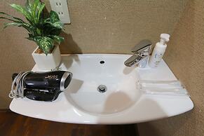 Guest House Liz Nakazaki-cho