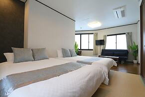 Guest House Liz Nakazaki-cho