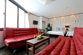 Guest House Liz Nakazaki-cho