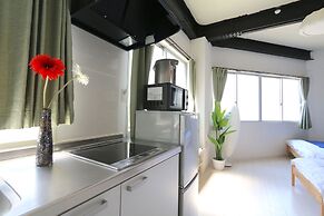 Liz Guest House Umeda