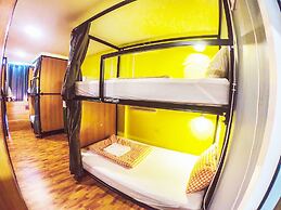 ZZZ Hostel - Don Mueang Airport