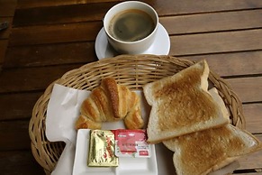 ZZZ Hostel - Don Mueang Airport