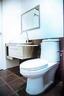 ZZZ Hostel - Don Mueang Airport