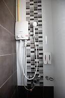 ZZZ Hostel - Don Mueang Airport