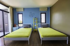 ZZZ Hostel - Don Mueang Airport