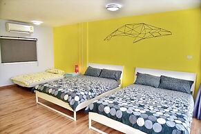 ZZZ Hostel - Don Mueang Airport