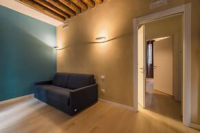 Charming Palace Corte Del Teatro