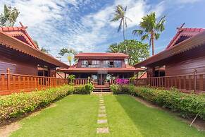 5BR Beachfront Villa Bangrak