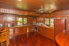 5BR Beachfront Villa Bangrak