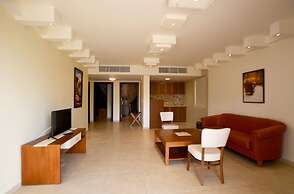 Public Security Hotel & Chalets