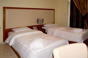 Public Security Hotel & Chalets