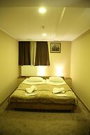 Hotel Reverence