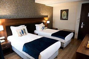 Rhiss Hotel Bostanci
