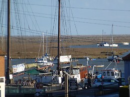 Anchorage Wells