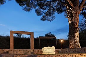 Mirabilia Boutique Hotel