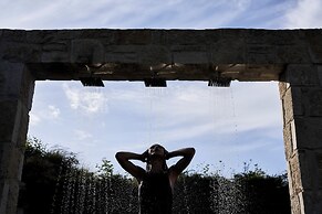 Mirabilia Boutique Hotel