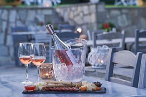 Mirabilia Boutique Hotel