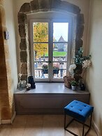 L'HÔTEL by Hostellerie du Château