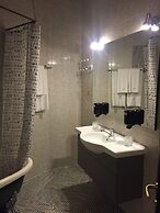 Ambra Boutique Hotel & Bistro