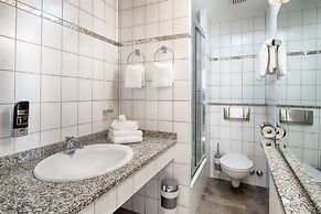 Home Hotel