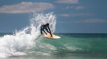 Jaco Surf Camps by Selina Surf Club - Hostel
