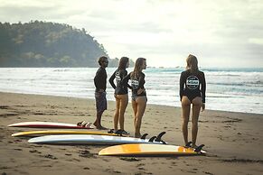 Jaco Surf Camps by Selina Surf Club - Hostel
