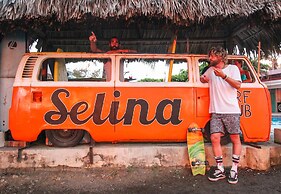 Jaco Surf Camps by Selina Surf Club - Hostel