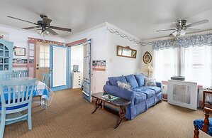 Antoinette's Apartments & Suites