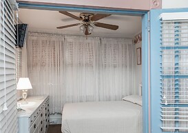 Antoinette's Apartments & Suites