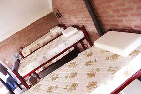 El Camino Hostel