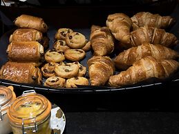 Hôtel Mercure Paris Suresnes Longchamp