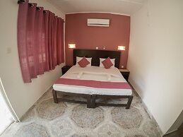 Apsaras Resort Sigiriya